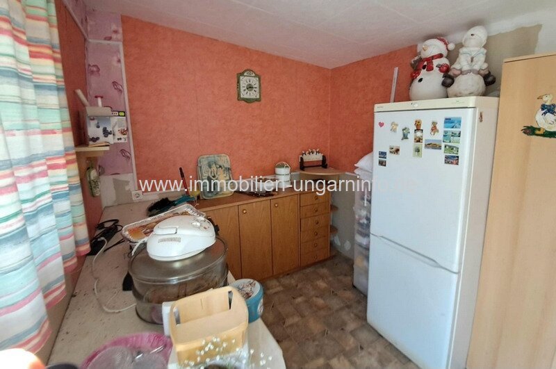 In Marcali, in der Nähe des Thermalbades, steht ein gut erhaltenes 3-Zimmer-Einfamilienhaus zum Verkauf