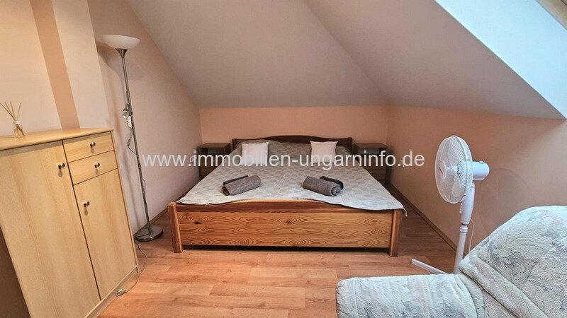 In Zalakaros (Thermalstadt), Einfamilienhaus mit 4 Wohnungen zu verkaufen