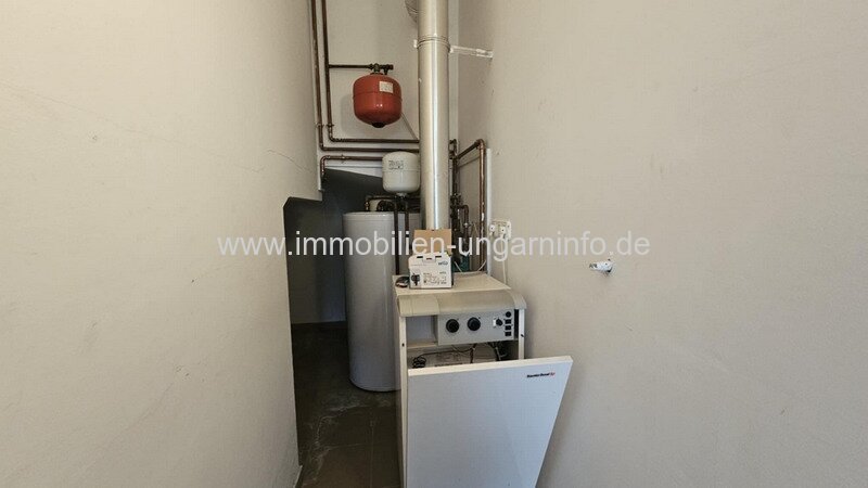 In Zalakaros (Thermalstadt), Einfamilienhaus mit 4 Wohnungen zu verkaufen