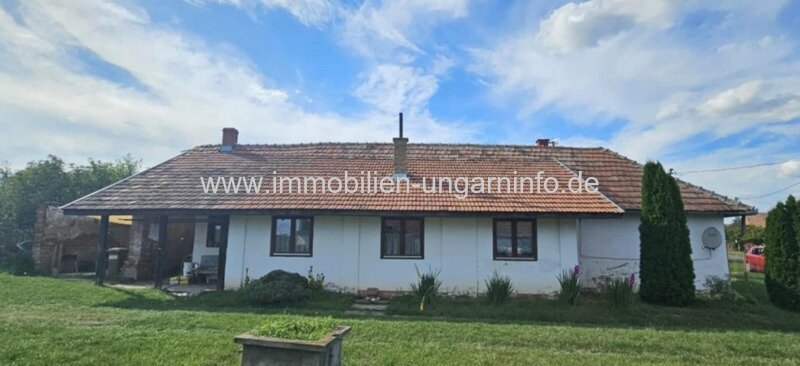 Somogy Vármegye: Gemütliches Einfamilienhaus in einem Dorf im Komitat Somogy zu verkaufen Somogy Vármegye: Gemütliches Einfamilienhaus in einem Dorf im Komitat Somogy zu verkaufen