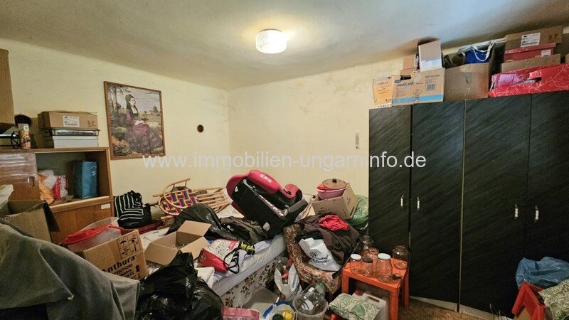 In Marcali Weinberg (Balaton 14 km) komfortables Keller/Wochenendhaus mit Nebengebäude