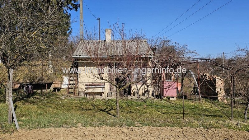 In den Weinbergen von Marcali Keller/Ferienhaus auf Panoramagrundstück zu verkaufen