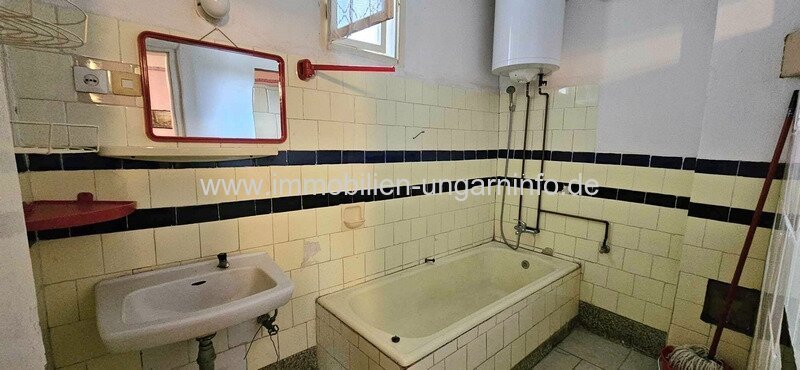 Einfamilienhaus mit großem Grundstück in der Nähe von Marcali zu verkaufen