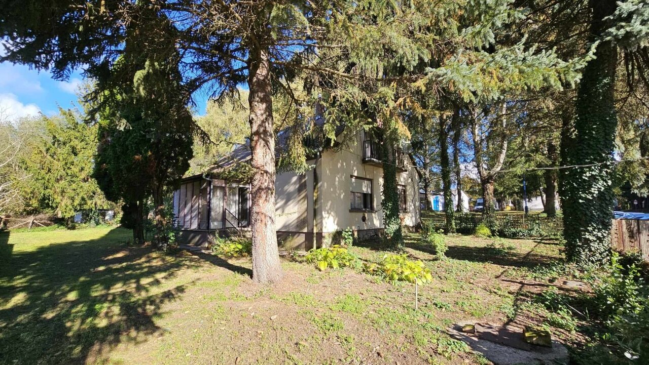 Einfamilienhaus mit großem Grundstück in einem Dorf südlich des Plattensees zu verkaufen