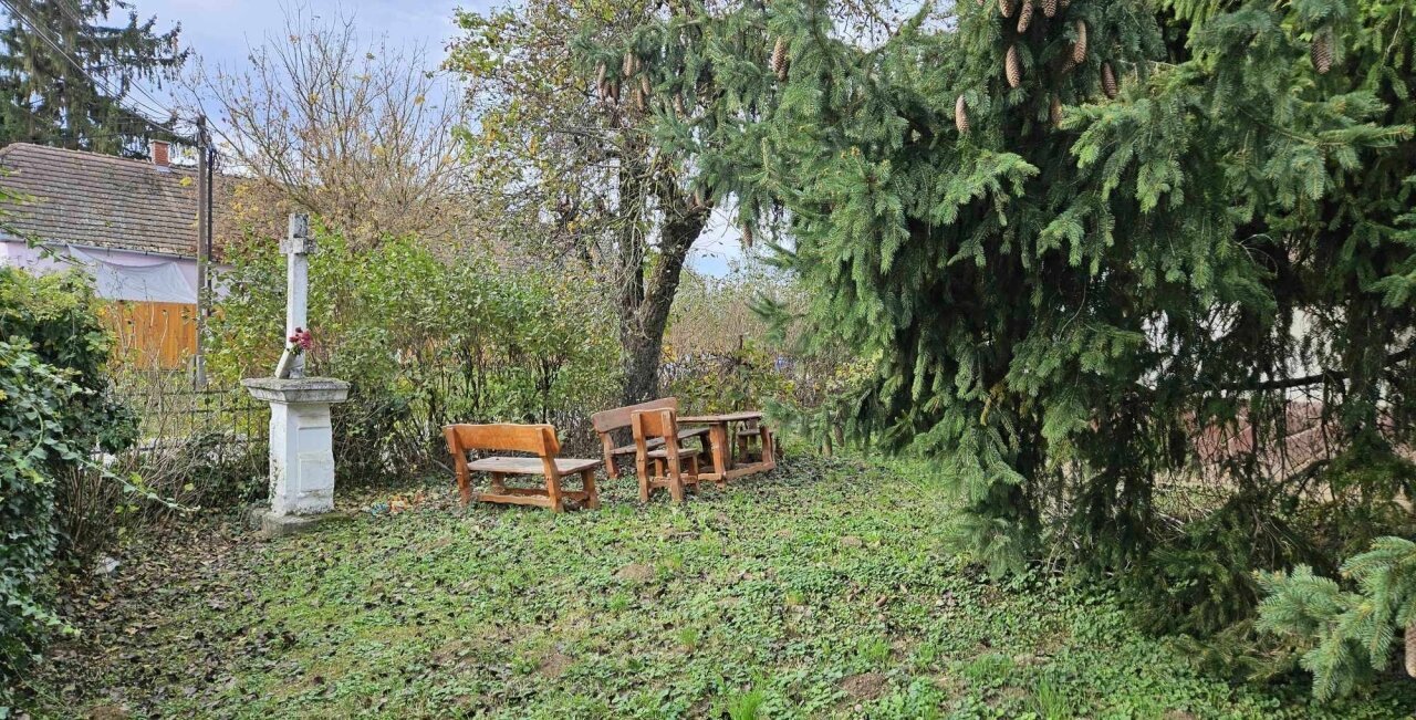 Teilweise renoviertes Einfamilienhaus im Krishna-Tal