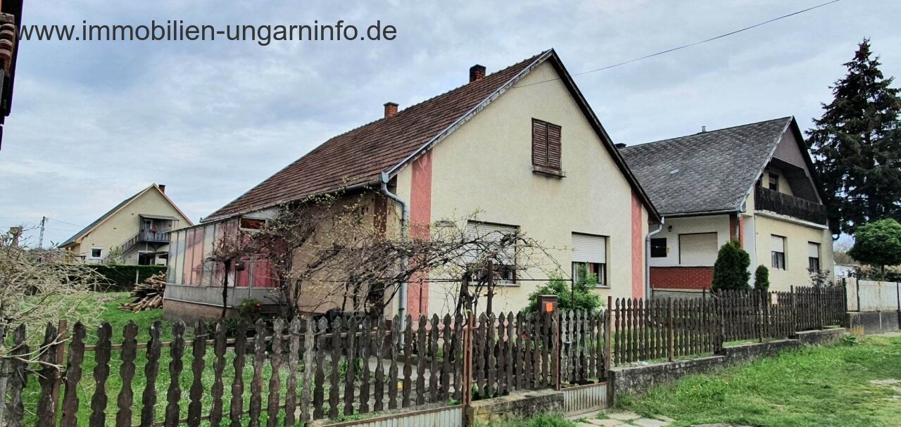 Einfamilienhaus 20 km vom Plattensee entfernt