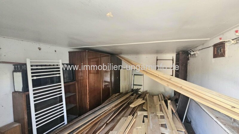 Teilweise renoviertes Einfamilienhaus in der Nähe des Plattensees