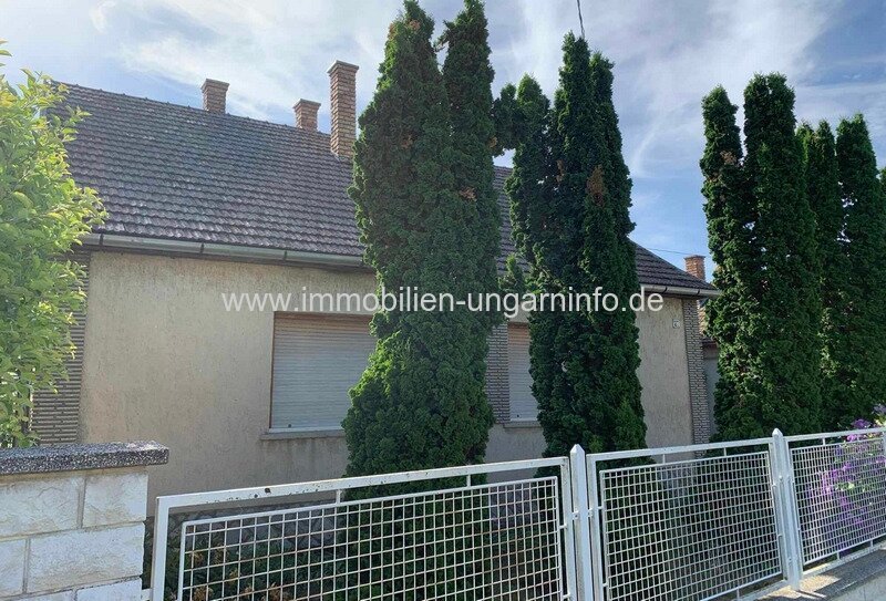 Bezugsfertiges Einfamilienhaus in Dombóvár