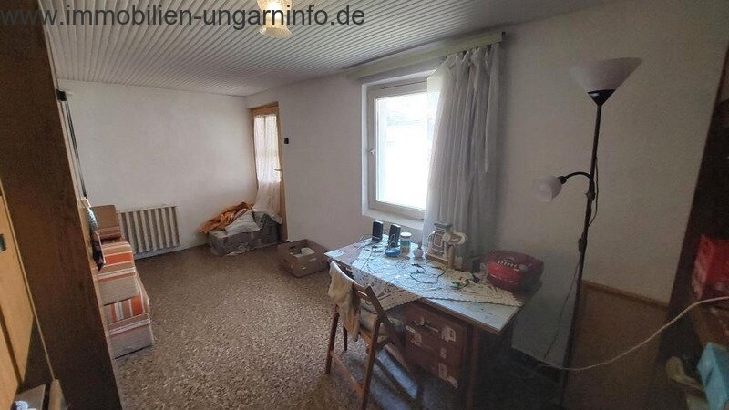 Einfamilienhaus mit 4 Schlafzimmern zu verkaufen in Kaposvár, ruhige Lage
