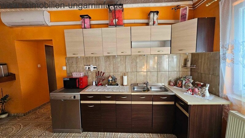 Renoviertes 4-Zimmer-Familienhaus in der Nähe des Plattensees