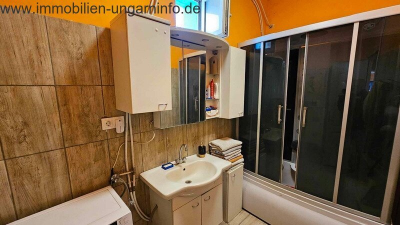 Renoviertes 4-Zimmer-Familienhaus in der Nähe des Plattensees