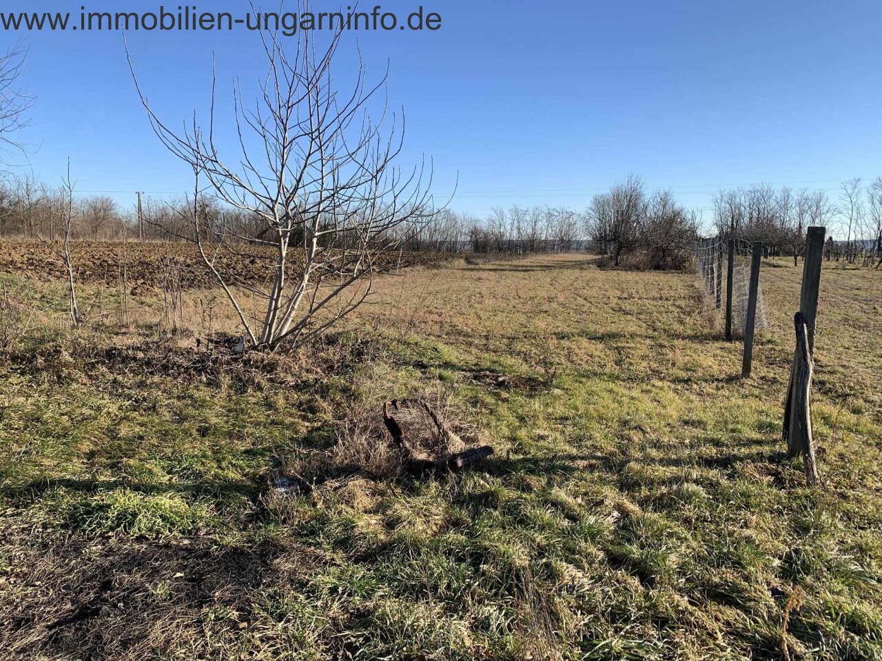 Komplett renoviertes, bezugsfertiges, freistehendes Haus 22 km vom Plattensee entfernt