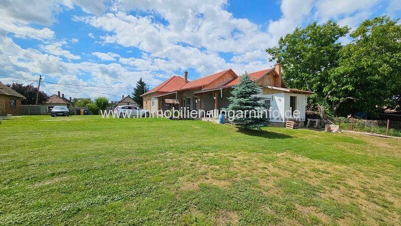 Renoviertes Einfamilienhaus in einem kleinen Dorf südlich des Plattensees zu verkaufen