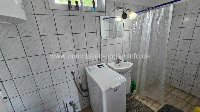 Renoviertes Einfamilienhaus in einem kleinen Dorf südlich des Plattensees zu verkaufen