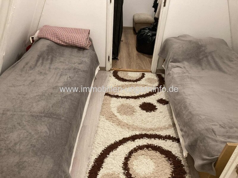 Alpines Wochenendhaus mit Grundstück mit Blick auf den Velence-See