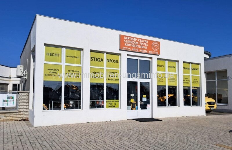 Geschäftsräume und Wohnung in einem zu verkaufen