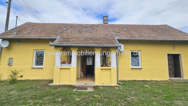 Einfamilienhaus mit großem Grundstück bei Plattensee zu verkaufen