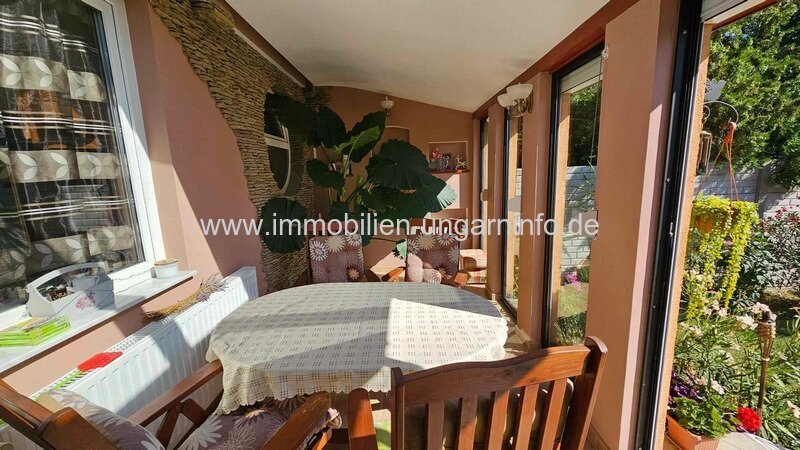 Neuwertiges massive Einfamilienhaus, 12 km vom Plattensee entfernt in Marcali