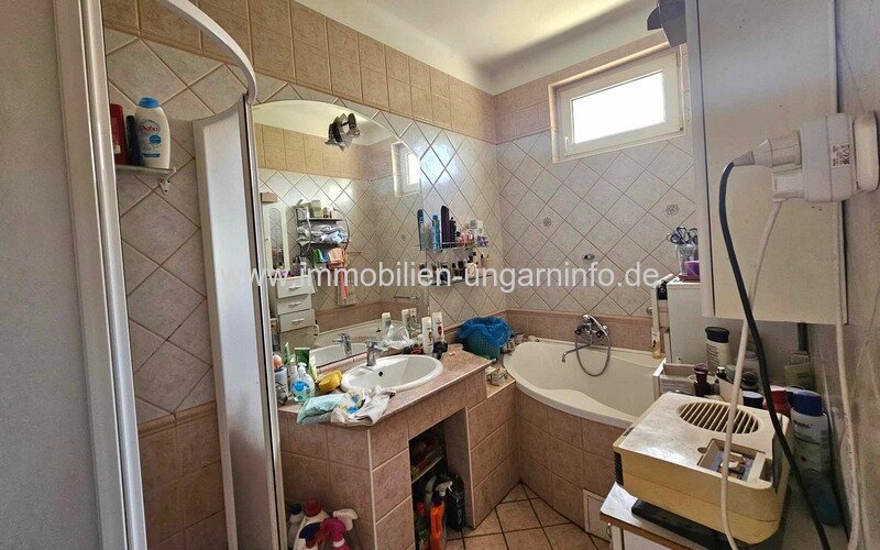 Einfamilienhaus mit 3 Schlafzimmern zu verkaufen in Marcali