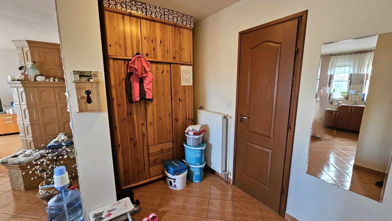 2 Häuser und Apartment auf einem Grundstück in der Nähe des Plattensees zu verkaufen