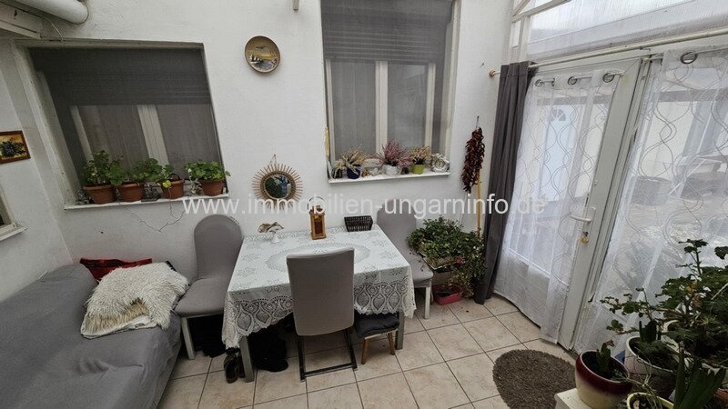 Einfamilienhaus in einer Kleinstadt am Plattensee