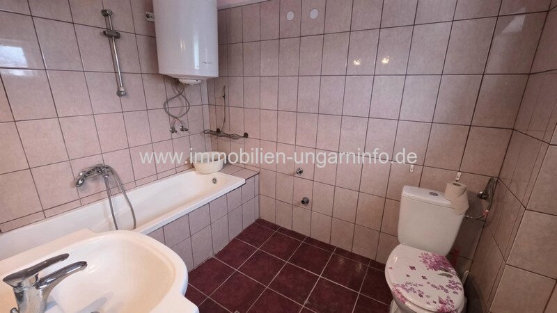 Einfamilienhaus in Böhönye