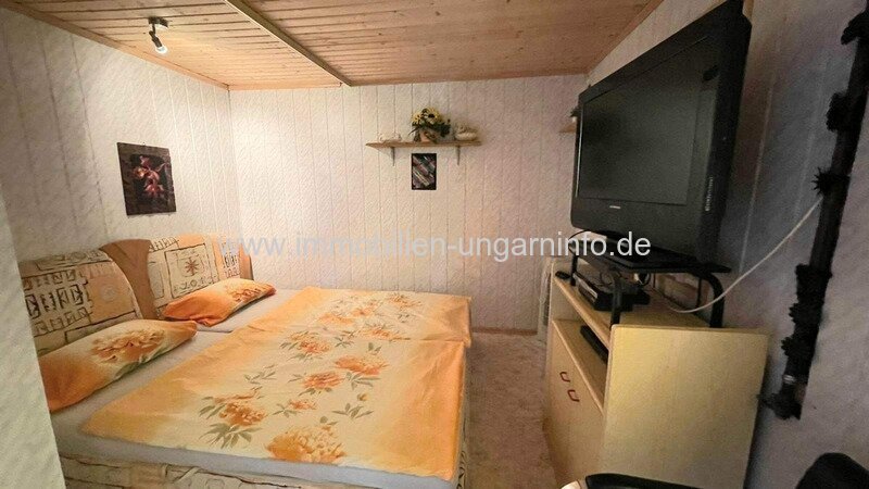 Ferienhaus in Fonyód mit 2 Apartments zu verkaufen (ideal für vermietung)