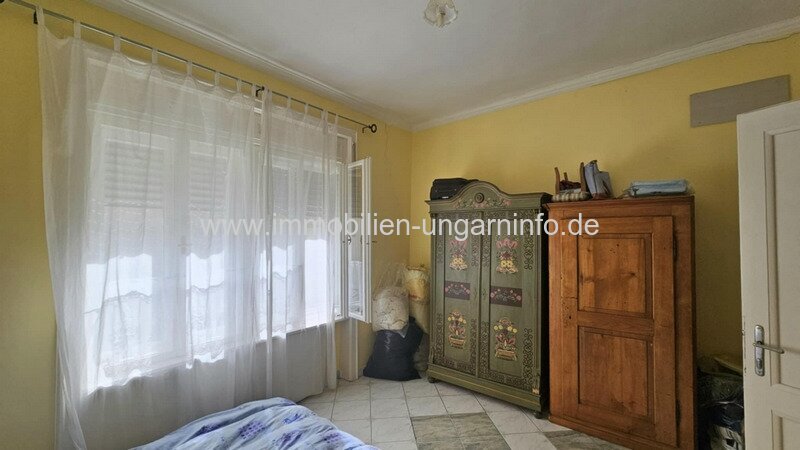 Einfamilienhaus mit großem Hof in ruhiger Lage, nahe der kroatischen-slovenien Grenze