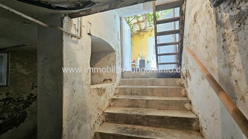 Einfamilienhaus mit großem Hof in ruhiger Lage, nahe der kroatischen-slovenien Grenze