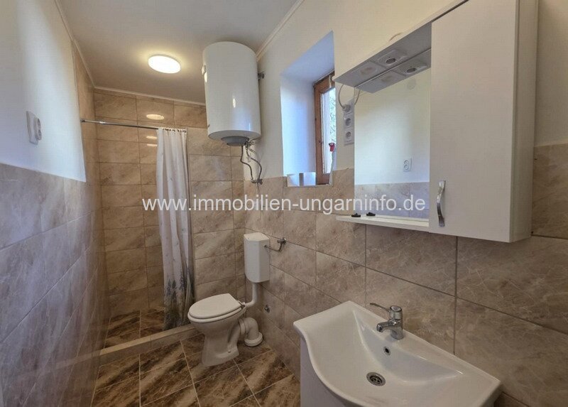 Familienhaus im bürgerlichen Stil in der Nähe des Plattensees, in Csákány