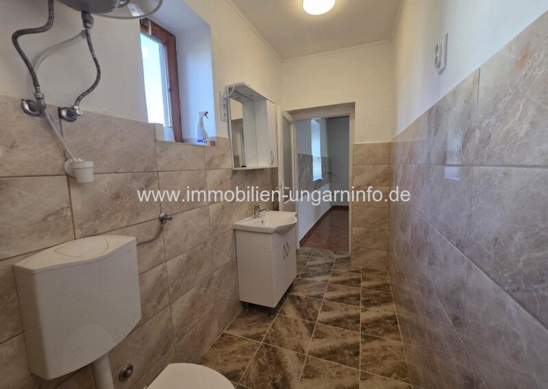 Familienhaus im bürgerlichen Stil in der Nähe des Plattensees, in Csákány