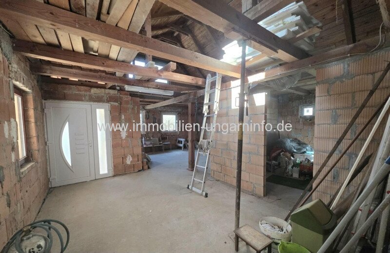 Familienhaus im bürgerlichen Stil in der Nähe des Plattensees, in Csákány