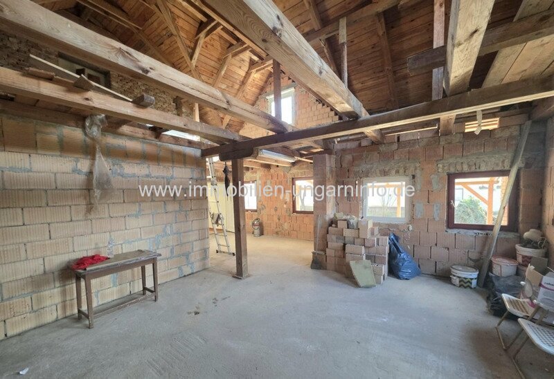 Familienhaus im bürgerlichen Stil in der Nähe des Plattensees, in Csákány