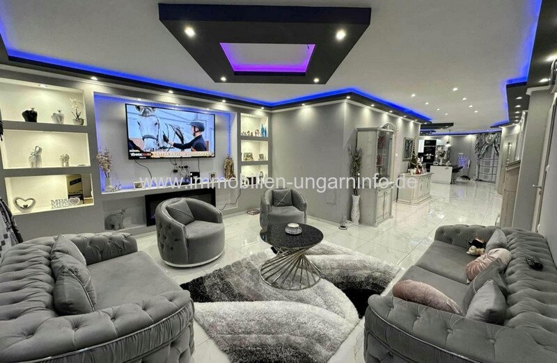 Anspruchsvolles Mehrgenerationenhaus mit Gästehaus in Marcali zu verkaufen 