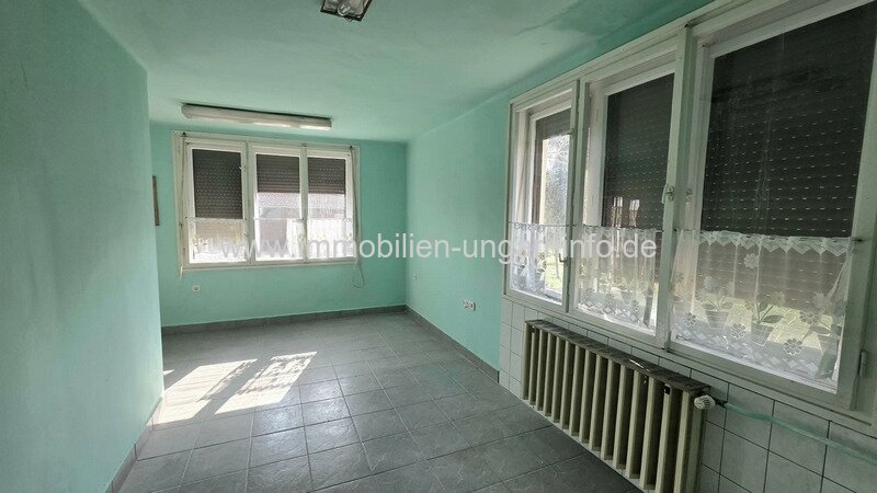 Familienhaus mit 9 Zimmern im Zentrum von Zalakaros zu verkaufen