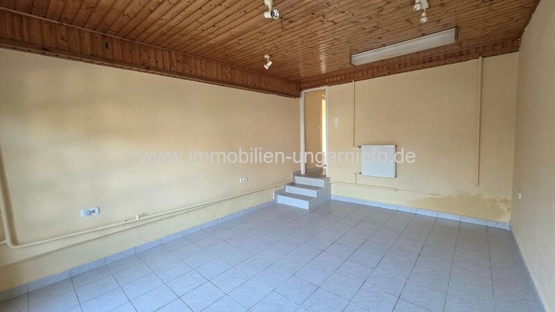 Familienhaus mit 9 Zimmern im Zentrum von Zalakaros zu verkaufen