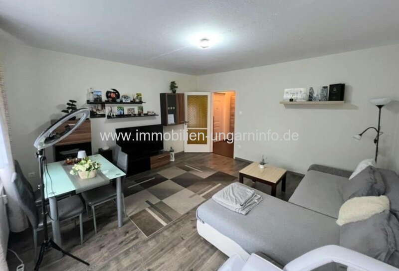 In Keszthely, in einer grünen Umgebung, 2-Zimmer-Wohnung zu verkaufen