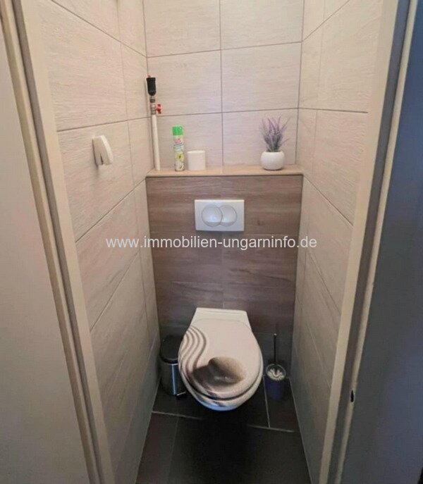 In Keszthely, in einer grünen Umgebung, 2-Zimmer-Wohnung zu verkaufen