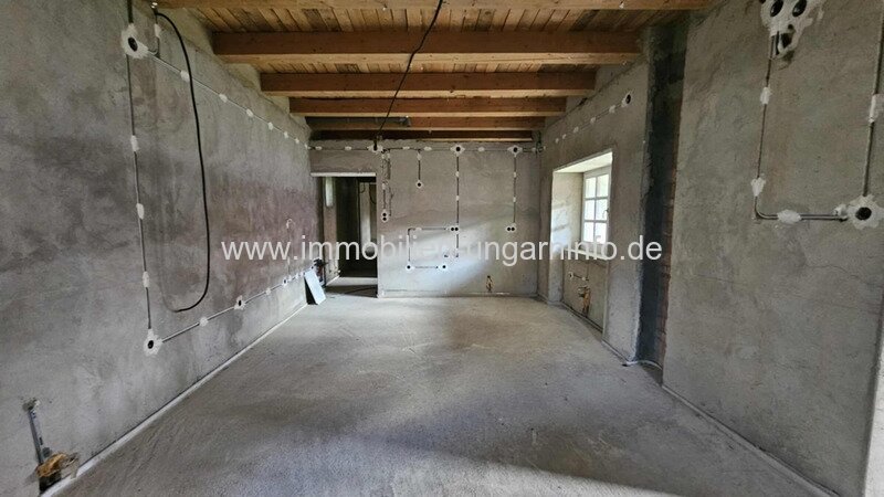 Familienhaus im Umbau mit 1 Hektar Grundstück im Komitat Somogy