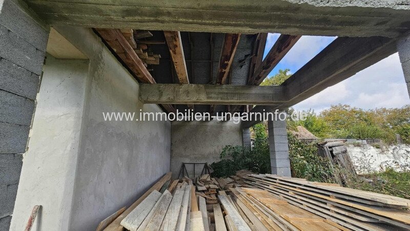 Familienhaus im Umbau mit 1 Hektar Grundstück im Komitat Somogy