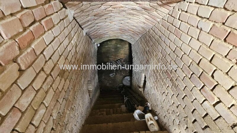 Familienhaus im Umbau mit 1 Hektar Grundstück im Komitat Somogy