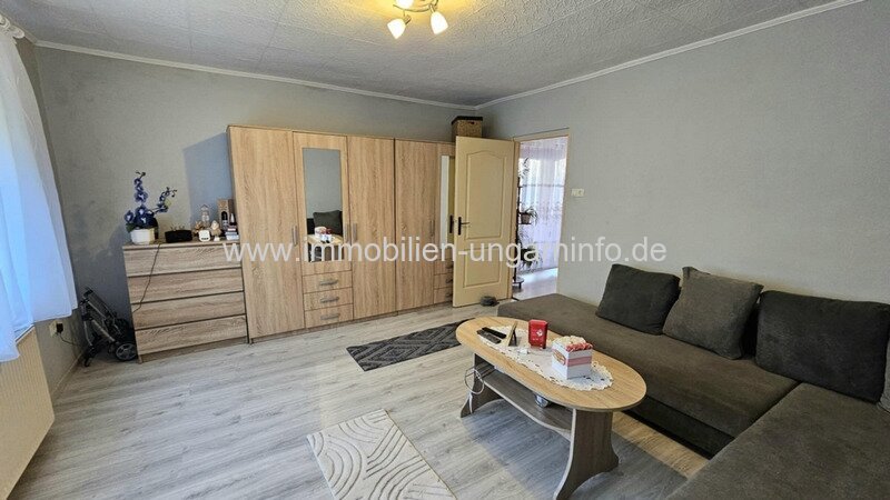 Kleines Stadthaus zu verkaufen 12 km vom Plattensee