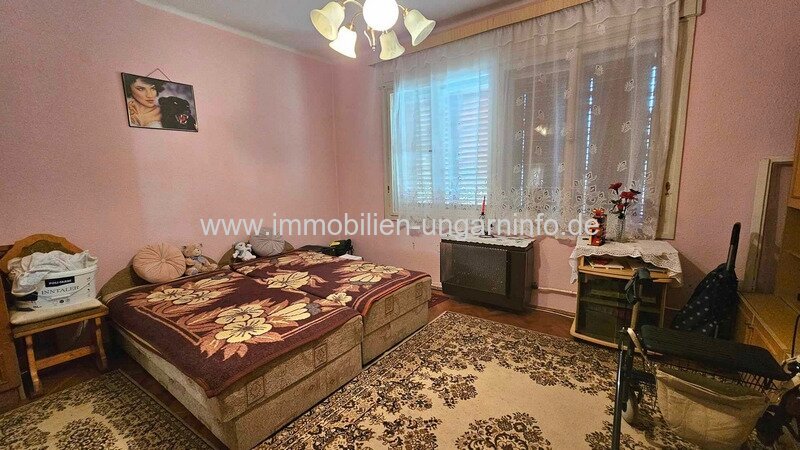 Einfamilienhaus mit Appartement zu verkaufen 12 km vom Plattensee in Marcali