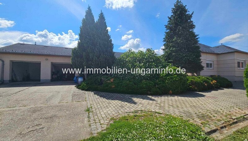 Einfamilienhaus mit 3 Schlafzimmern zu verkaufen in Marcali