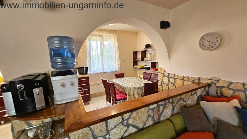 Exklusives Familienhaus mit Apartment in der Nähe des Plattensees