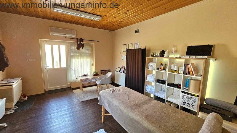 Exklusives Familienhaus mit Apartment in der Nähe des Plattensees