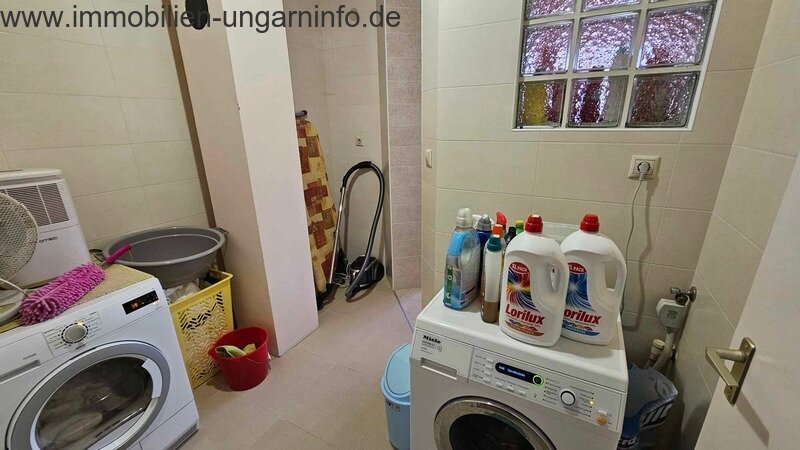 Exklusives Familienhaus mit Apartment in der Nähe des Plattensees