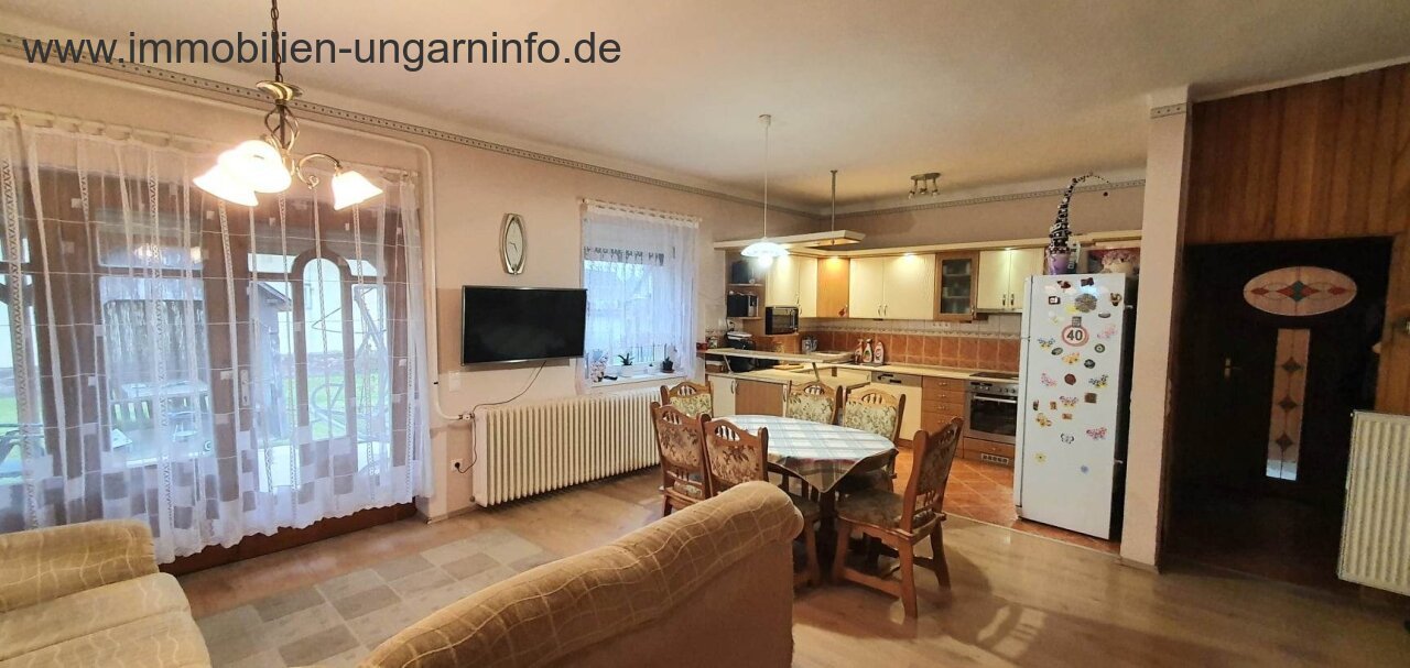 Zwei-Generationen-Familienhaus in der Nähe des Plattensees