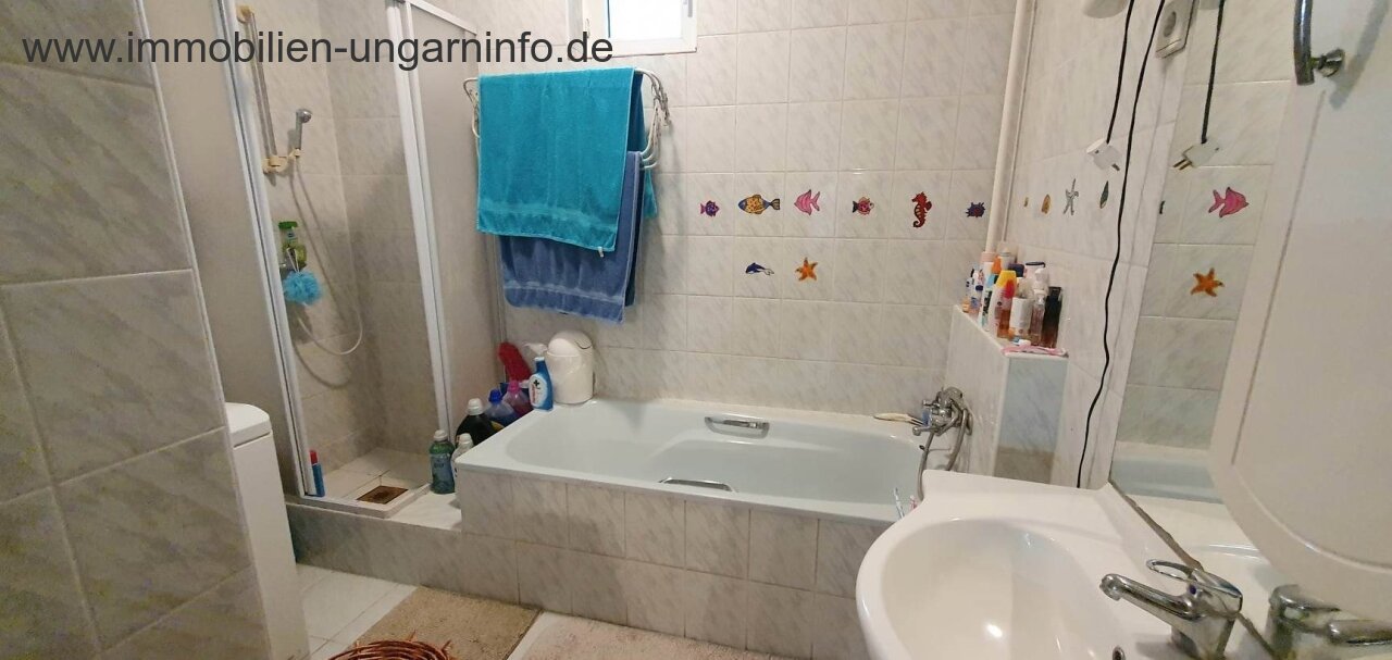 Zwei-Generationen-Familienhaus in der Nähe des Plattensees