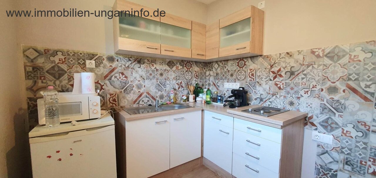 3-stöckige Doppelhaushälfte am Nordufer des Plattensees zu verkaufen